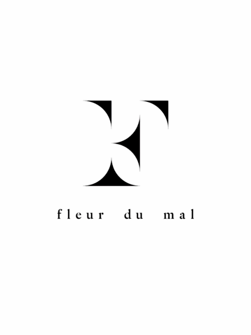 FLEUR DU MAL | M | Navy Velvet Velour Zip Dolphin High Waist Hot Shorts